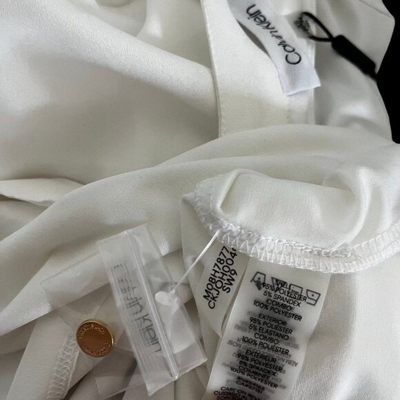 Calvin Klein Textured Roll Tab Button Down Soft White Blouse Women's Size XS New - Picture 6 of 6